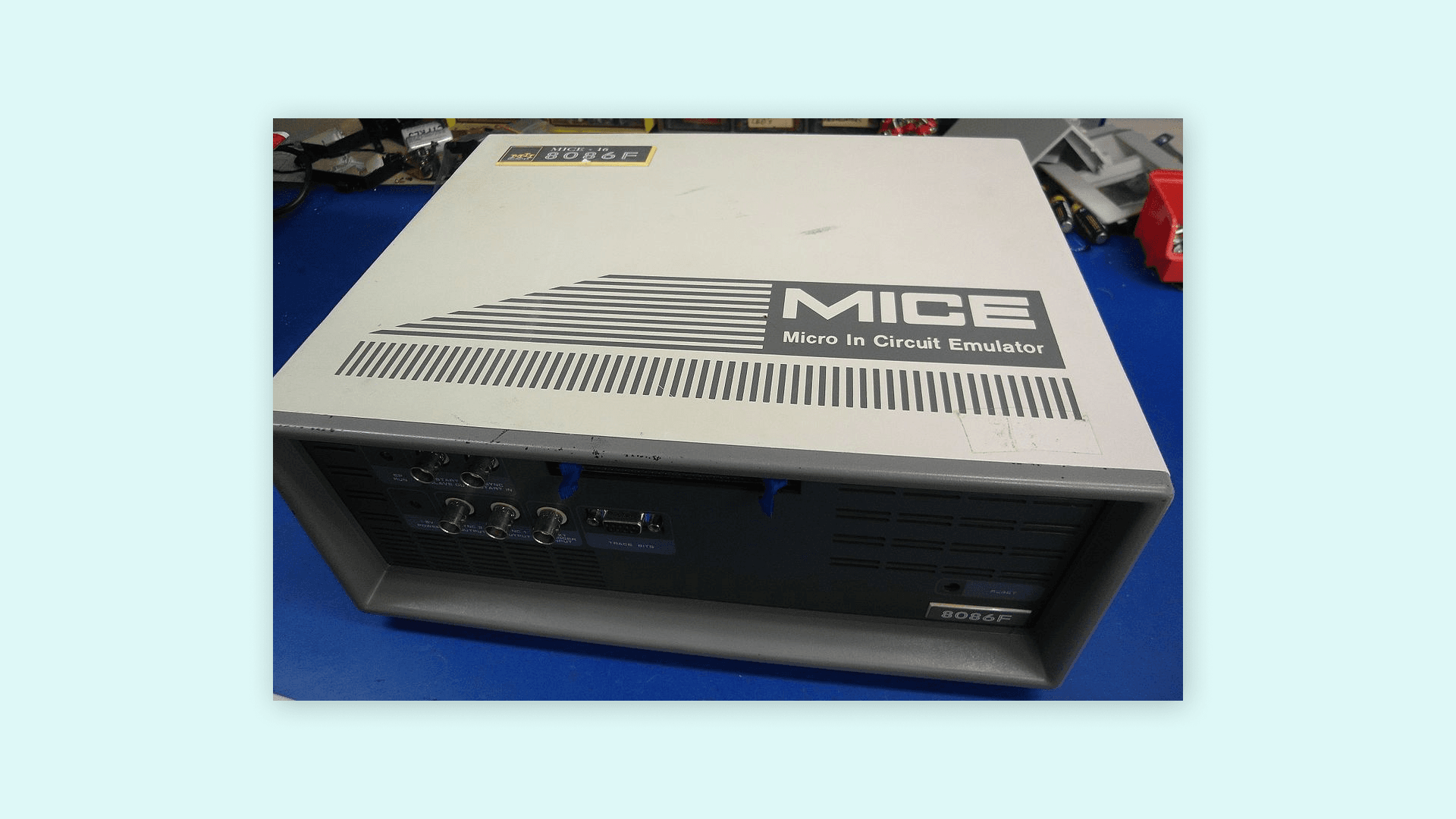 An early 1990s Mikrotek in-circuit emulator for 8086 microprocessors.